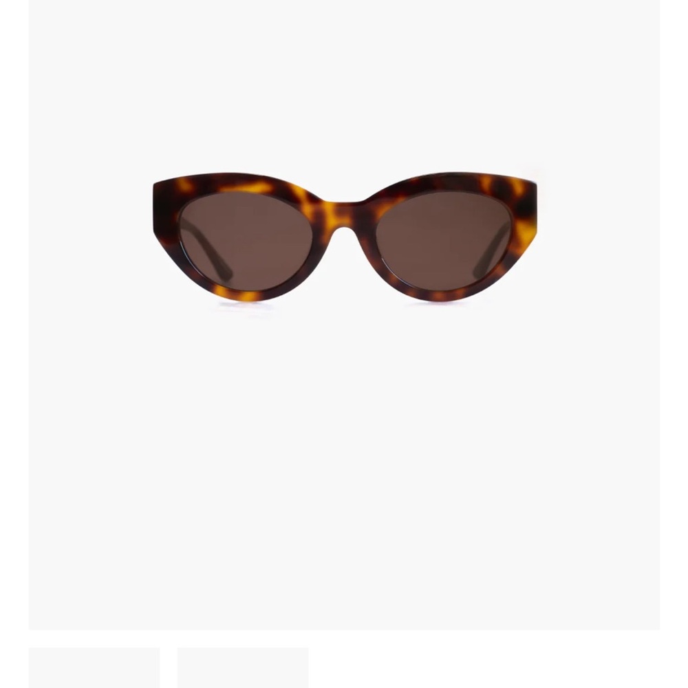 Tortoise Shell Cat-Eye Sunglasses